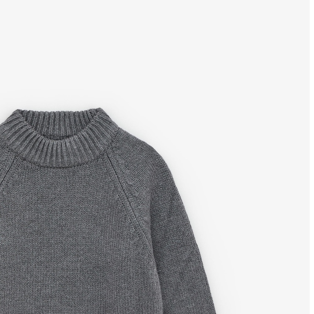 Sweater - Picture 3 of 4